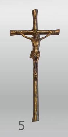Miedziany krzyż z Jezusem - Nagrobki Bielsko-Biała