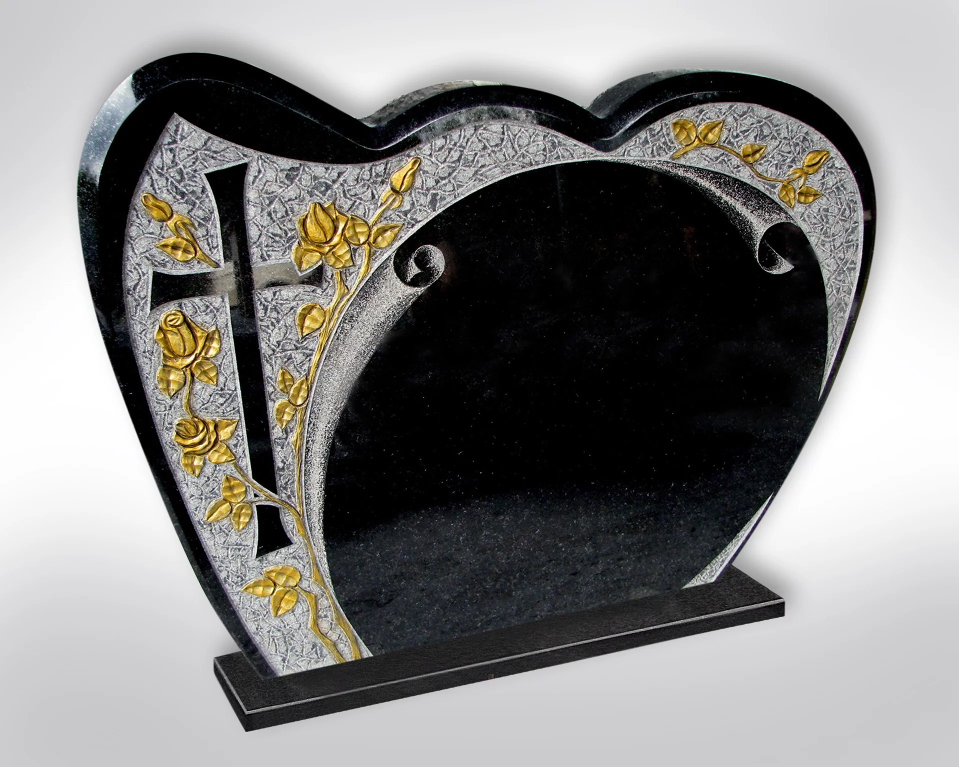 Płyta nagrobkowa w kształcie serca ze złotymi różami - Nagrobki Bielsko-Biała