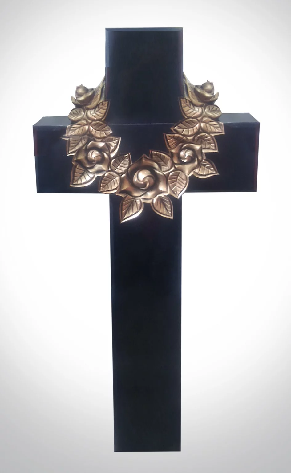 Czarny krzyż z wieńcem - Nagrobki Bielsko-Biała
